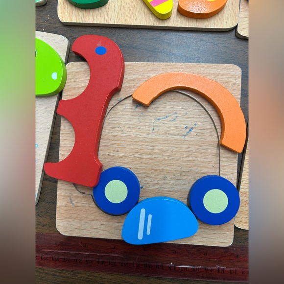 Great Condition Wooden Puzzles for Toddlers Set of 6 Includes Storage Bag - Picture 7 of 10